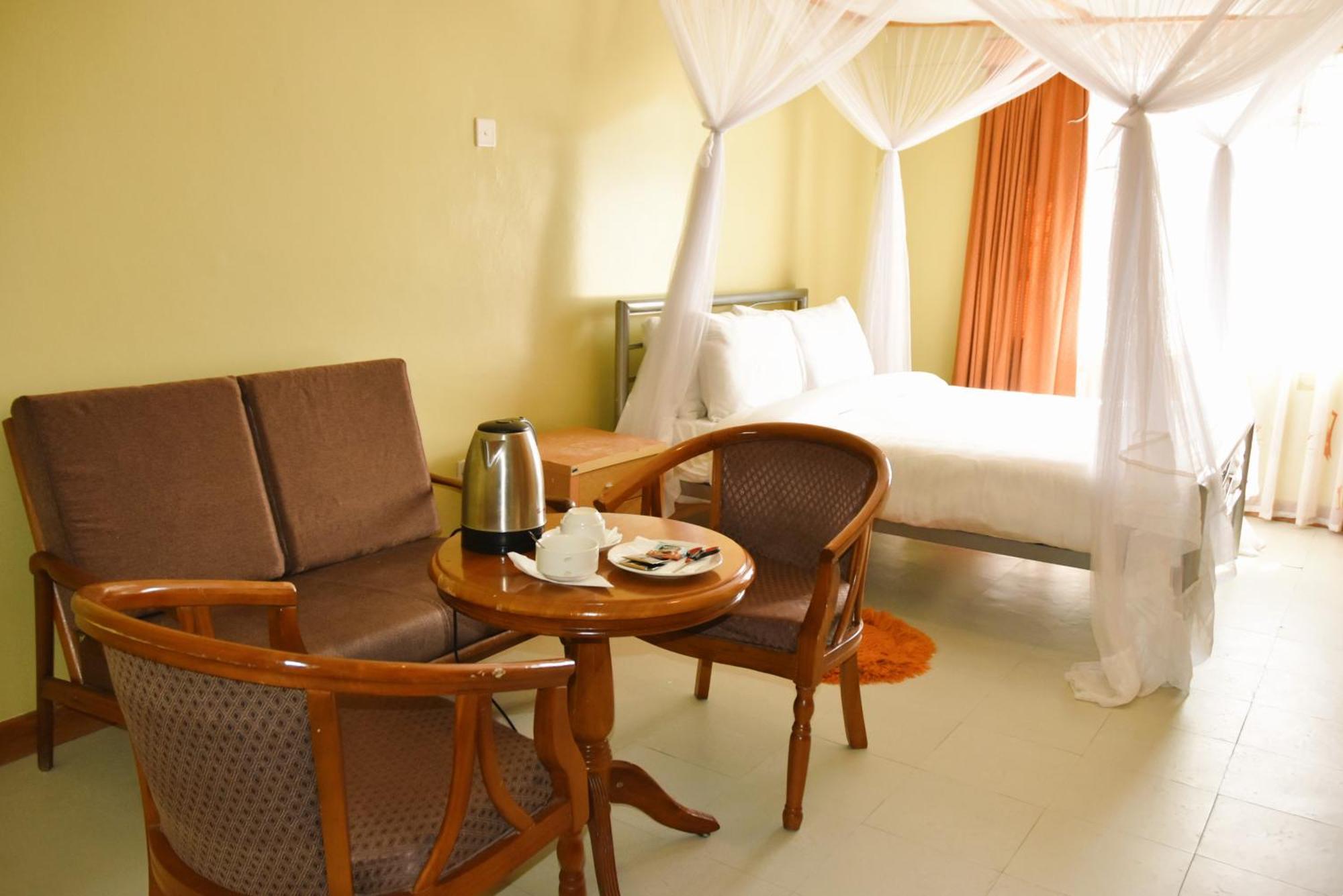 Wagon Wheel Hotel Элдорет Экстерьер фото