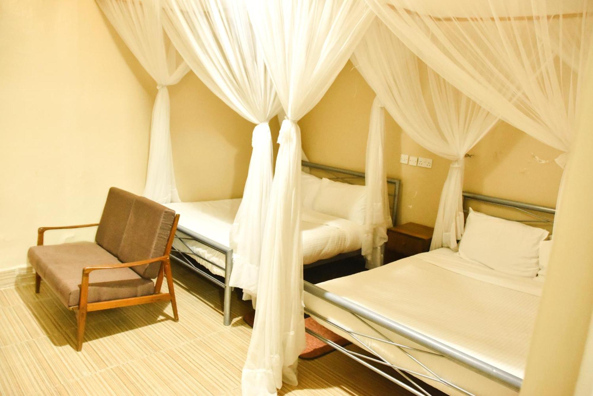Wagon Wheel Hotel Элдорет Экстерьер фото