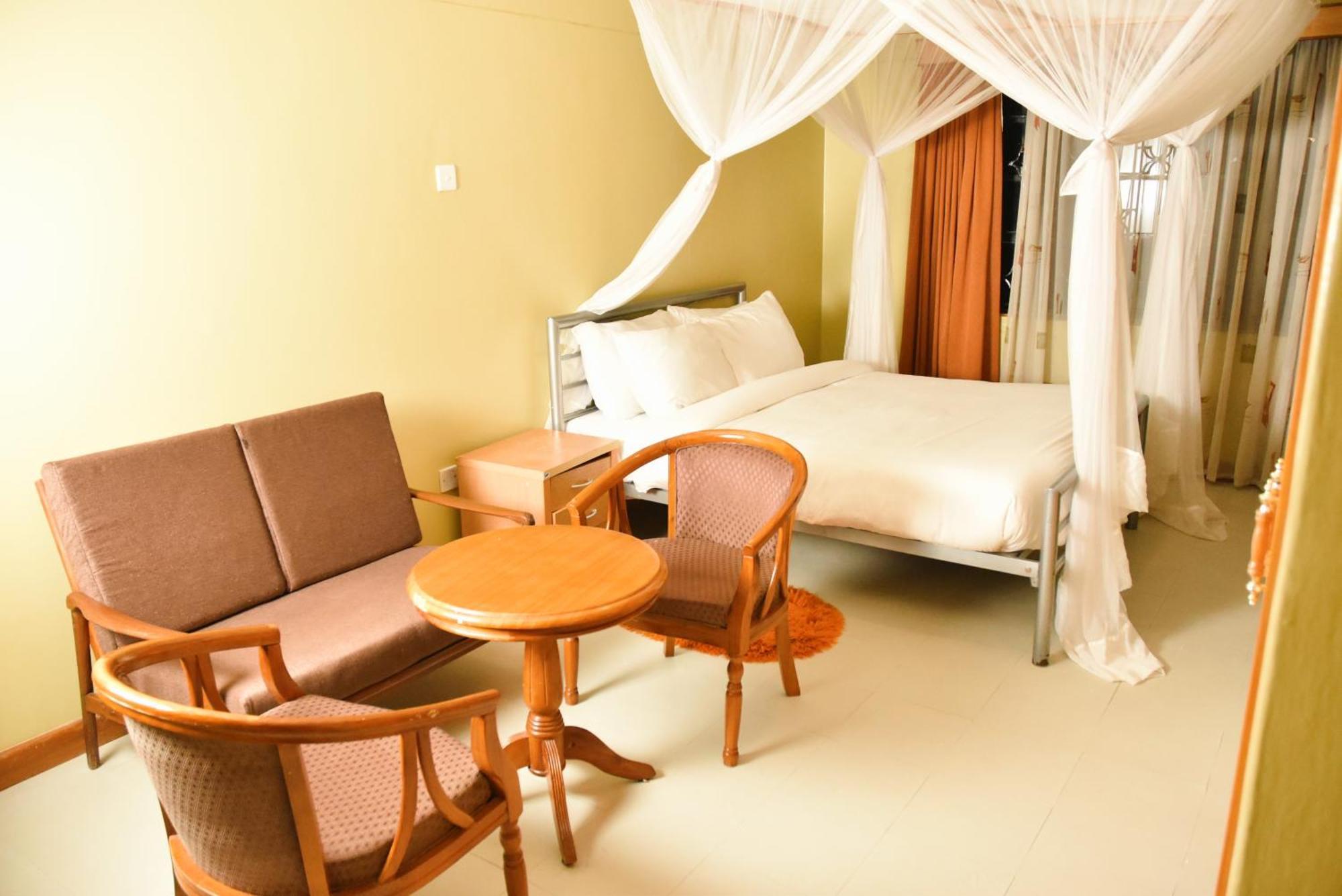 Wagon Wheel Hotel Элдорет Экстерьер фото
